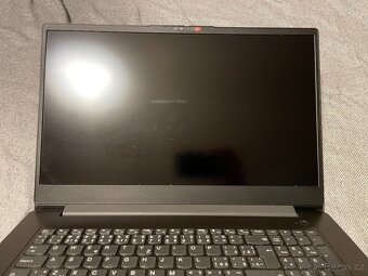 Lenovo V17 G3 IAP - na díly - 2