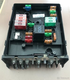 Pojistkový blok - 1K0937125A - 2