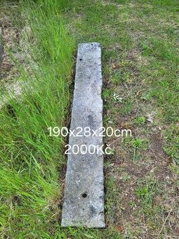 Kamenné sloupky/překlady - 2