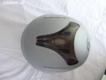 Helma lyžařská 9-10let - 2