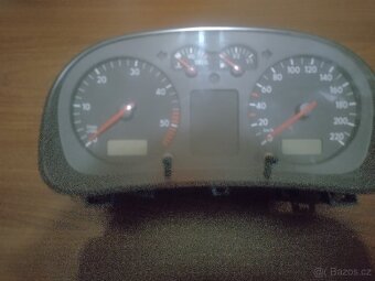 Pristrojovy stit vw golf 4 - 2