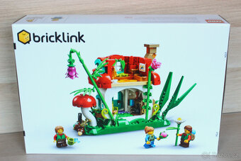 LEGO Bricklink 910037 Houbový domek - 2