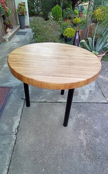 STŮL KULATÝ MASIV DUB - 2