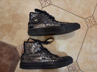 Converse boty flitrované - 2