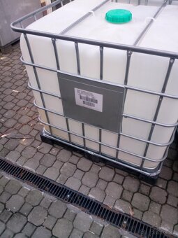 Potravinářský ibc kontejner - 2