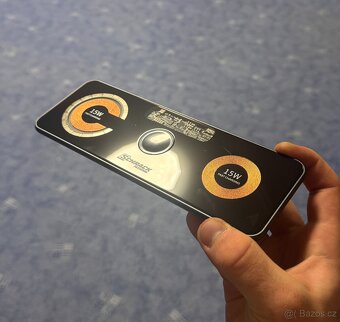 Bezdrátová nabíječka 3v1 - 2