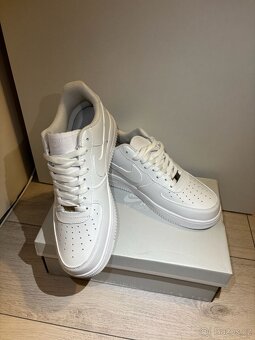 Nike Air Force - 2