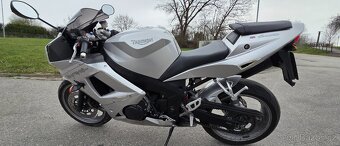 Triumph Daytona 600 - 2