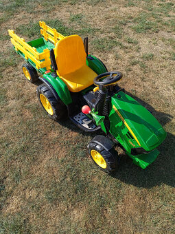 John deere Peg Pérego - 2