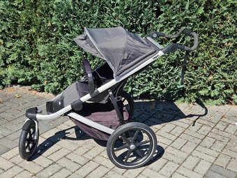 Thule Urban Glide 2, autosedačka a příslušenství - 2