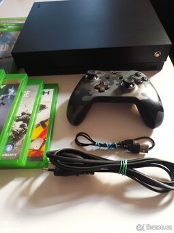 Xbox one x - 2