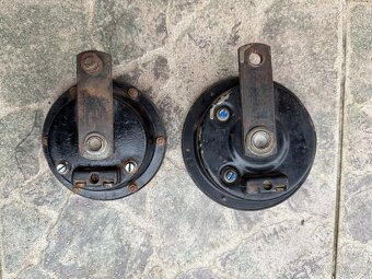 2x Klakson PAL 12V asi Tatra, Škoda... - 2