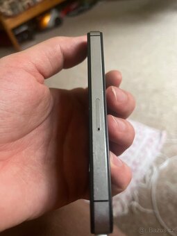 Prodej Iphone 4s - 2