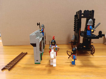 LEGO Castle 6061 Siege Tower +návod - 2 - 2