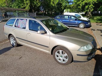 Prodám Škoda octavia 2 combi 1.6FSI AUTOMAT - 2