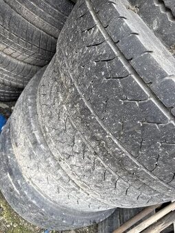 Pneu nakladni 235/75 r 17,5 5,5 mm - 2