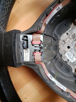 Multifunkční volant včetně airbagu VW Passat B6 CC - 2