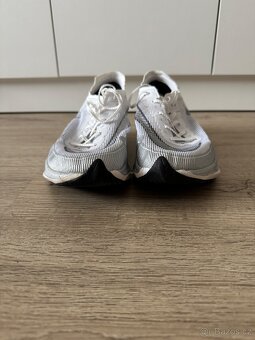Nike Vaporfly 2 vel. 43 - 2