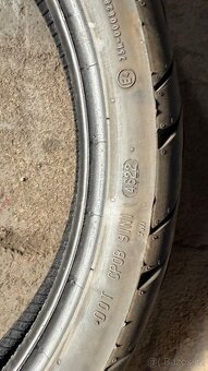Prodám 1 ks motopneu Continental 110/80 R19 59V - 2