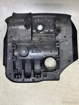 Kryt motoru 1.4 TDI 55kw fabia - 2
