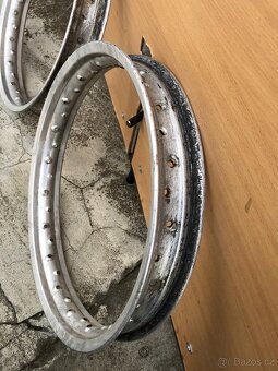 Hliníkové ráfky 18” na motocykl - 2