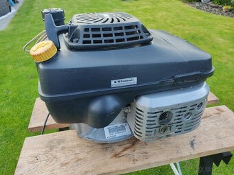 Benzínový motor Kawasaki 4,5KW / 2800 ot.min. - 2