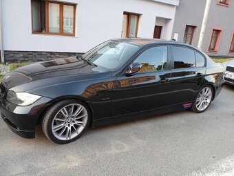Bmw 320i - 2