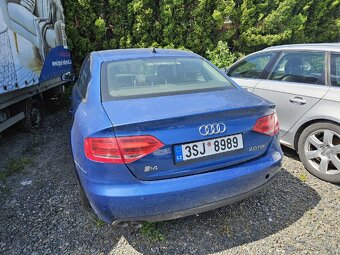 Audi a4 b8 na náhradní díly plně pojízdné - 2