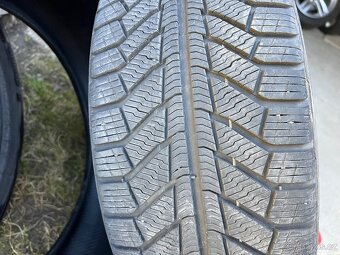 Zimní pneu PointS 225/45 R 18 - 2