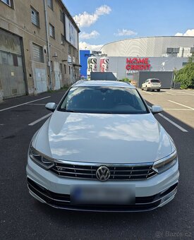 Volkswagen Passat b8 2,0 BiTDI R-Line - 2