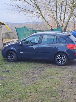 Renault Clio - 2