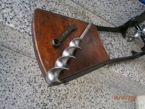 Tesařská vrtačka - 2