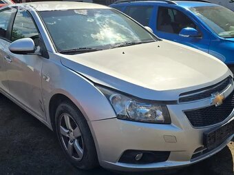 Chevrolet Cruse - 2