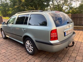 Skoda octavia tour 2010 1.9 tdi 74kw - 2