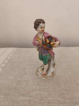 Meissen míšeň chlapec porcelánová soška 13 cm - 2