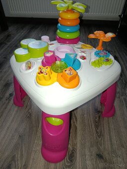 Hrací stolek - 2