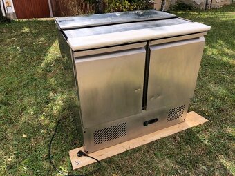 Chladící gastro nerezový stůl zn.BARTSCHER typ S900 (27486L) - 2