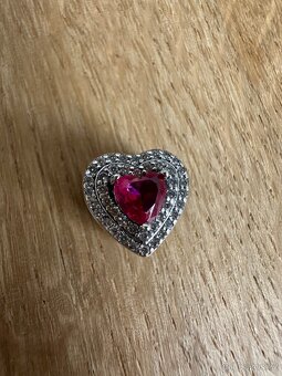 Červené srdce s kamínky na Pandora náramek - 2