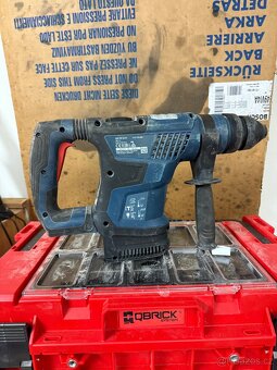 aku Bosch SDS plus, uhlová bruska, akumulátory, vysavč - 2