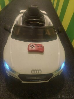 Elektrické auto Audi TT. Vysílačka. Nová baterie. - 2