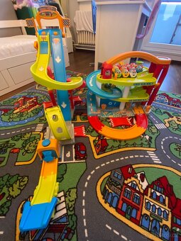 Smoby garáž a autodráha - 2