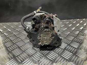 //Vstřikovací Čerpadlo VOLVO XC90 2.4D 120Kw// - 2