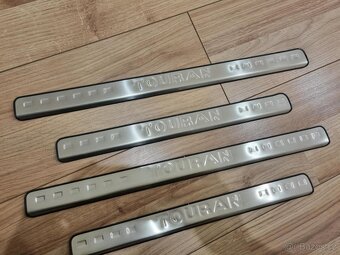 OCHRANNE DEKORACNE PRAHOVE LISTY - 2