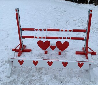 Skokový materiál, překážka - 2