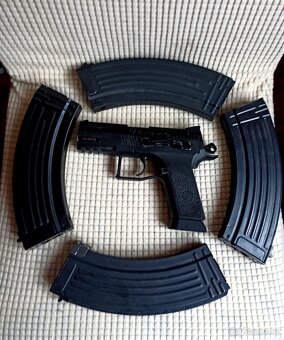 airsoft zbraně - 2