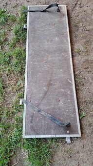 Prodám zadní čelo privesu - 2