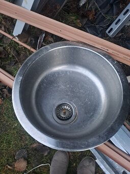 Umyvadlo kulaté - 2