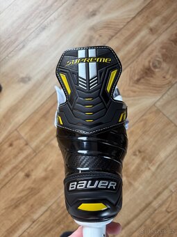 Brusle Bauer Supreme M1, vel. 7 - 2