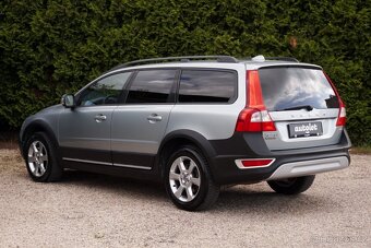 Volvo XC70 2.4 D5 - 2