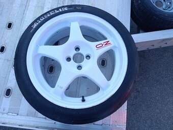 PNEU  Michelin 16/62-17 - 2
